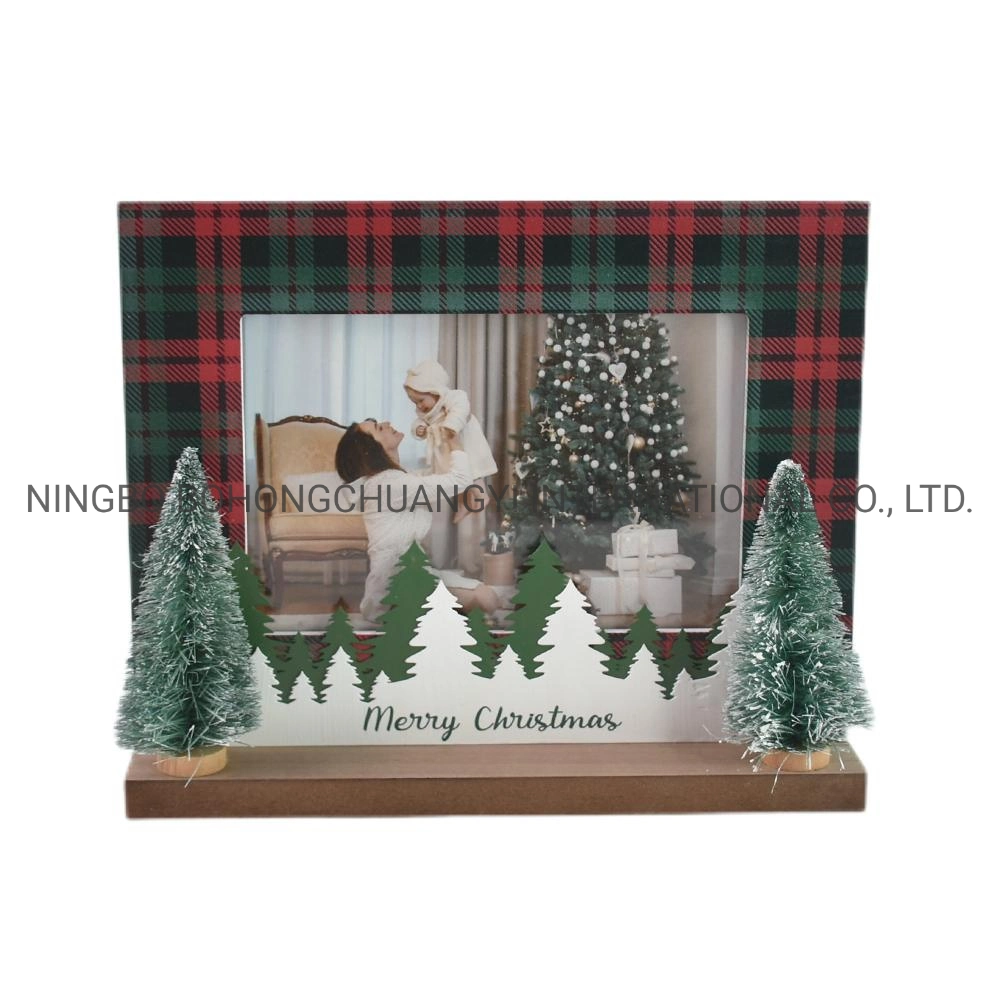 Wholesale Happy Christmas Decorative Solid Picture Frame Solid Wood Frame Wooden Photo Frame for Christmas Decoration